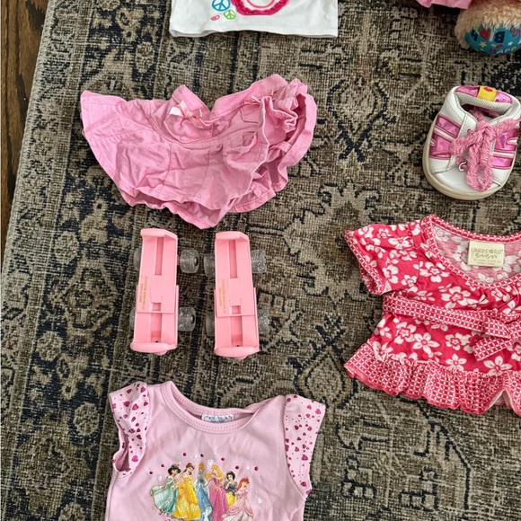 Build-a-bear and big clothes lot - Picture 11 of 12